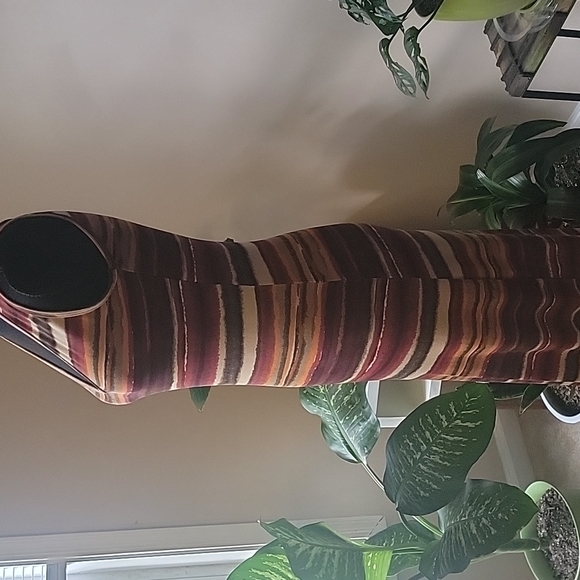 MultiColor Diva of California Dress - Picture 7 of 10